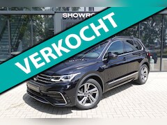 Volkswagen Tiguan - 1.5 TSI R-Line PANO KEYLESS VOL'