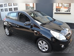 Hyundai i20 - 1.4i i-Catcher Sport uitvoering