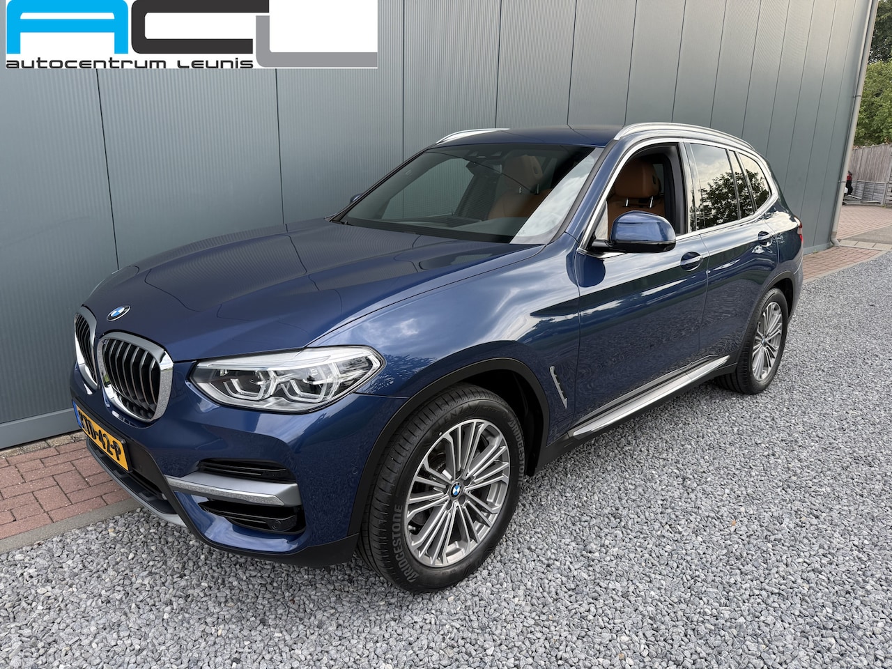 BMW X3 - X-Drive20i Automaat High Executive Luxury Line - AutoWereld.nl