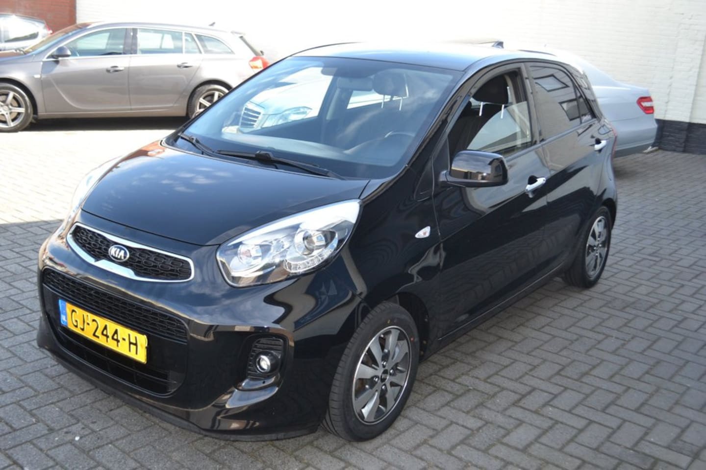 Kia Picanto - 1.0 CVVT First Edition 1.0 CVVT First Edition - AutoWereld.nl