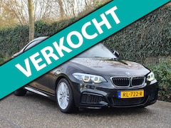 BMW 2-serie Coupé - M-Sport Apple Carplay Line Assist 2e eigenaar High Executive
