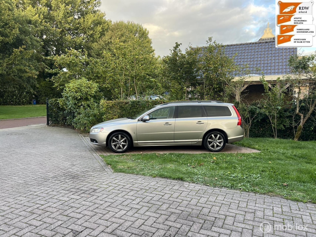 Volvo V70 - 2.0 D3 Momentum 2.0 D3 Momentum - AutoWereld.nl