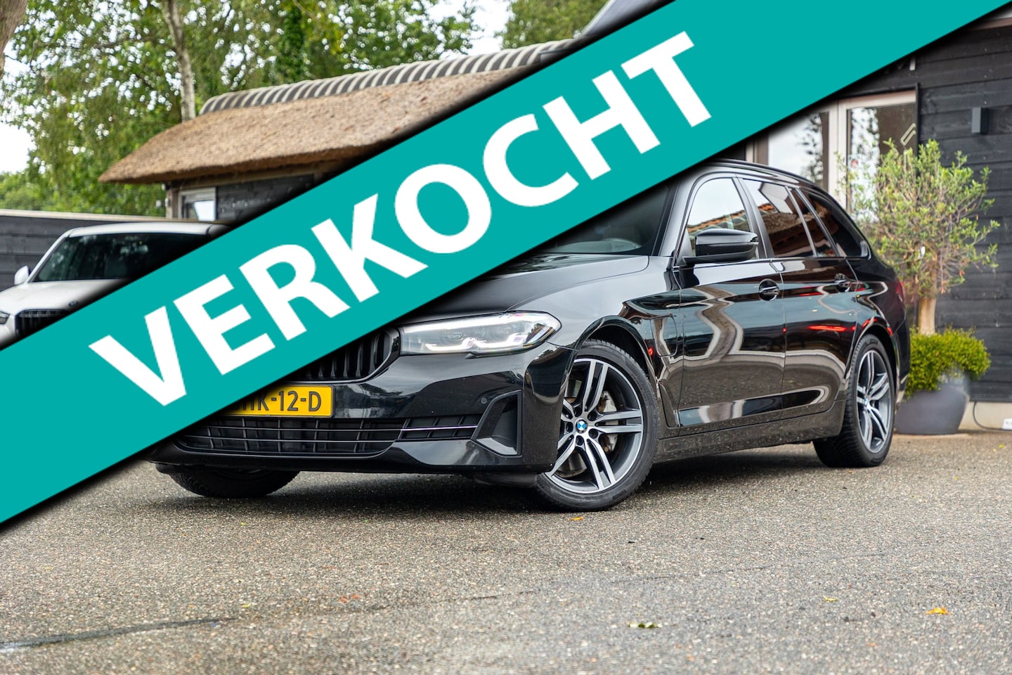 BMW 5-serie Touring - 530e Business Edition Plus Soh 89% I Trekhaak I Luxe leder I Led I Stuur & stoelverwarming - AutoWereld.nl