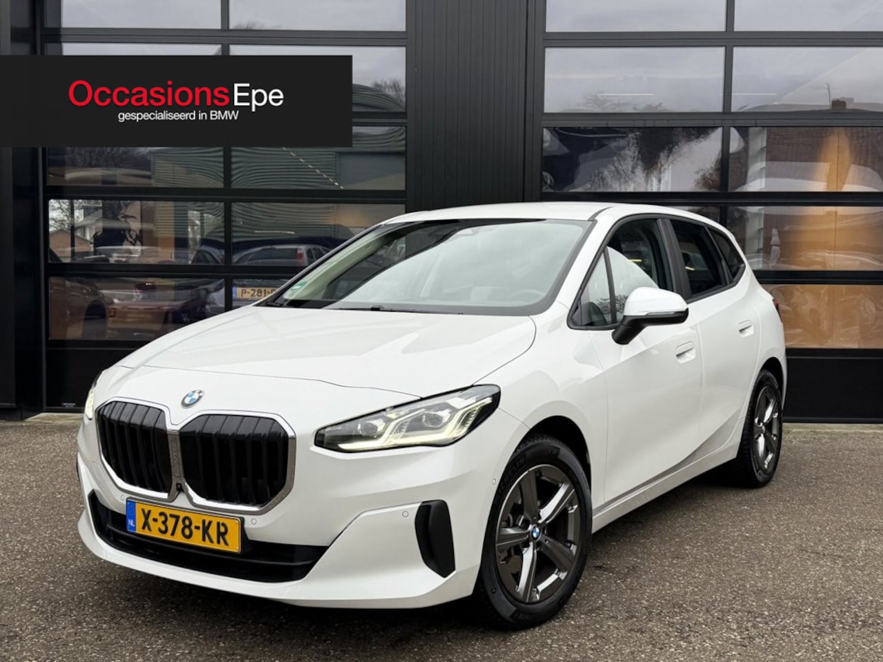 BMW 2-serie Active Tourer - 218i Luxury Line Headup Camera - AutoWereld.nl