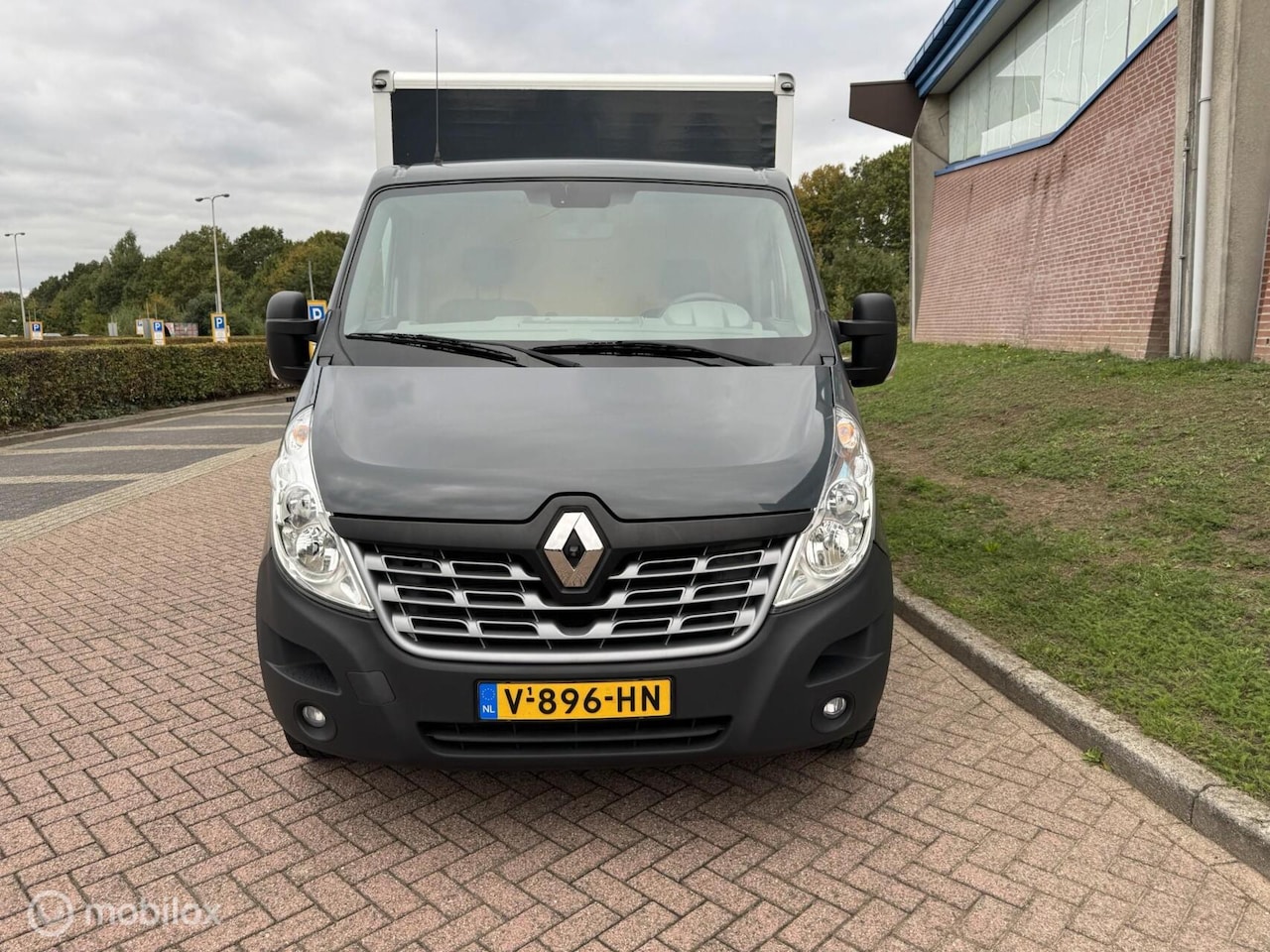Renault Master - LOWLINER VERKOOPWAGEN FOODTRUCK LEASE € 249,- P/M bestel T35 2.3 dCi L3H2 Energy - AutoWereld.nl