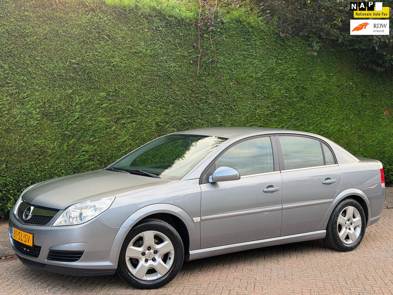 Opel Vectra - 1.8-16V LAGE KM/RIJDT GOED/APK 12-2026/TREKHAAK! - AutoWereld.nl