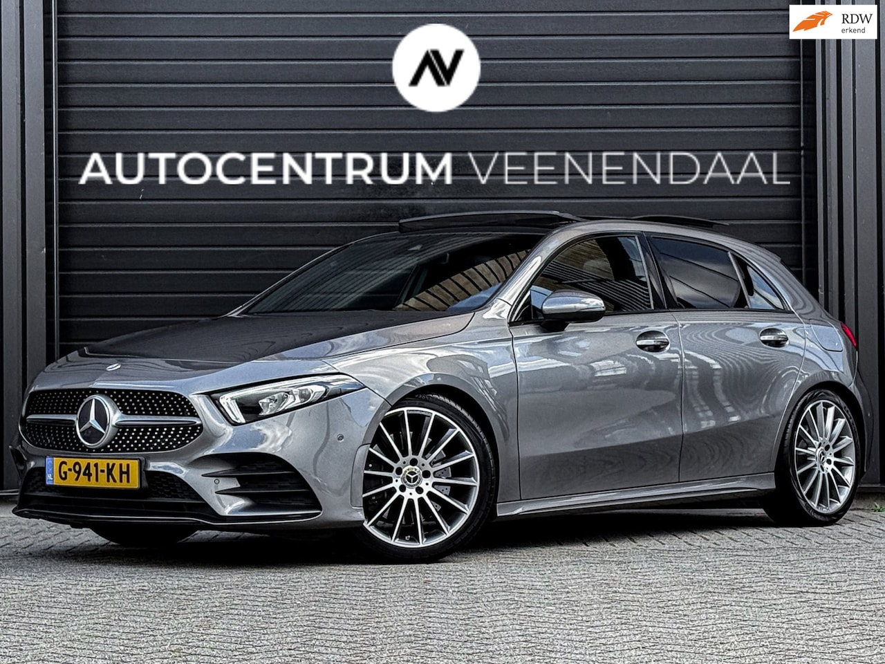 Mercedes-Benz A-klasse - A250 3X AMG-LINE 224 PK PANO/NIGHT/WIDESCREEN/TREKHAAK/19'' VELGEN - AutoWereld.nl