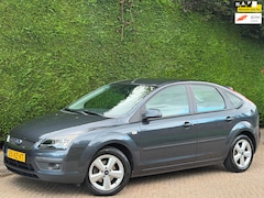 Ford Focus - 1.8-16V AIRCO/PDC/LAGE KM/RIJDT GOED/APK 9-2027