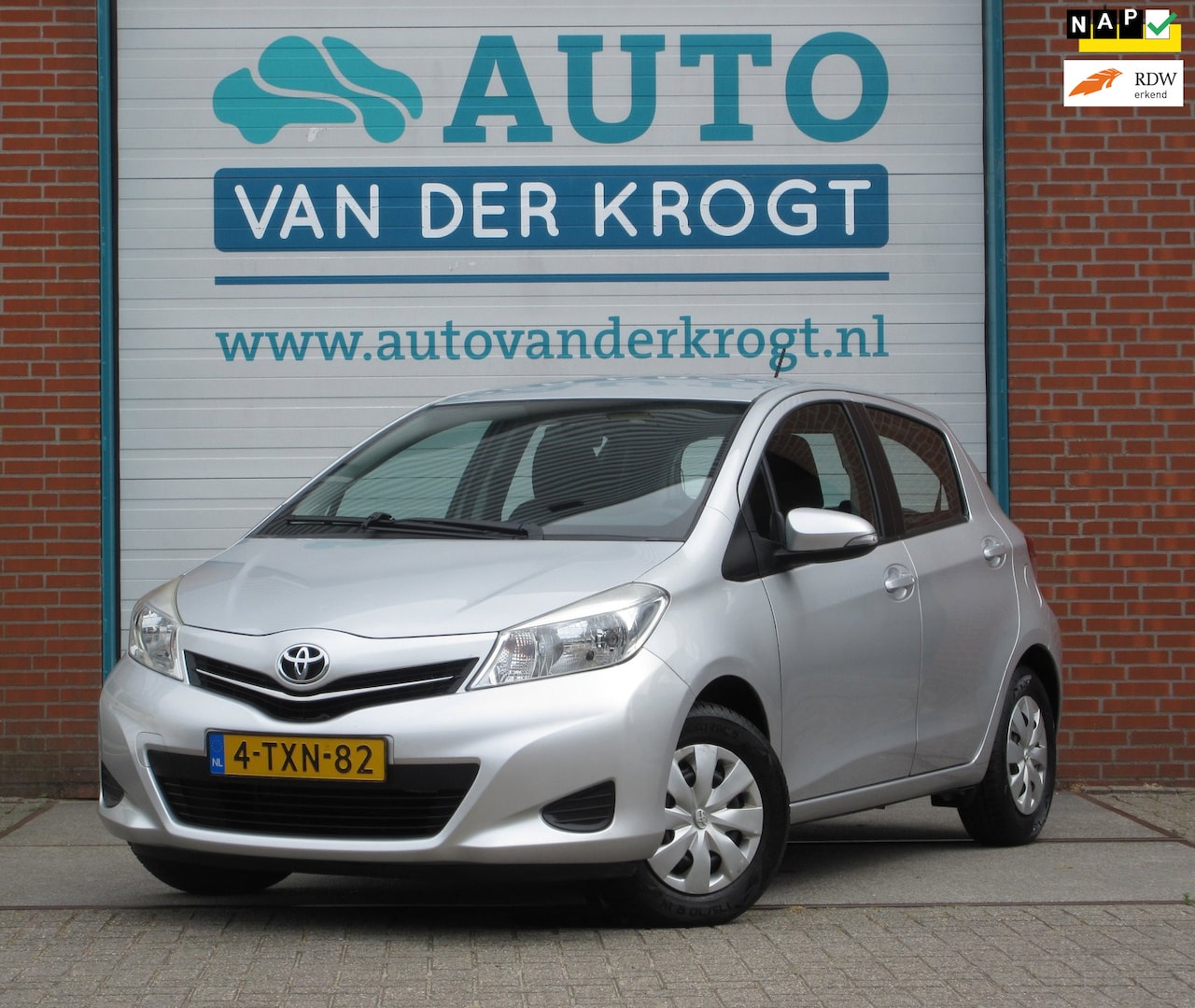 Toyota Yaris - 1.0 VVT-i Now 1.0 VVT-i Now, 5 Drs, NL auto, Airco, APK 9-27 - AutoWereld.nl