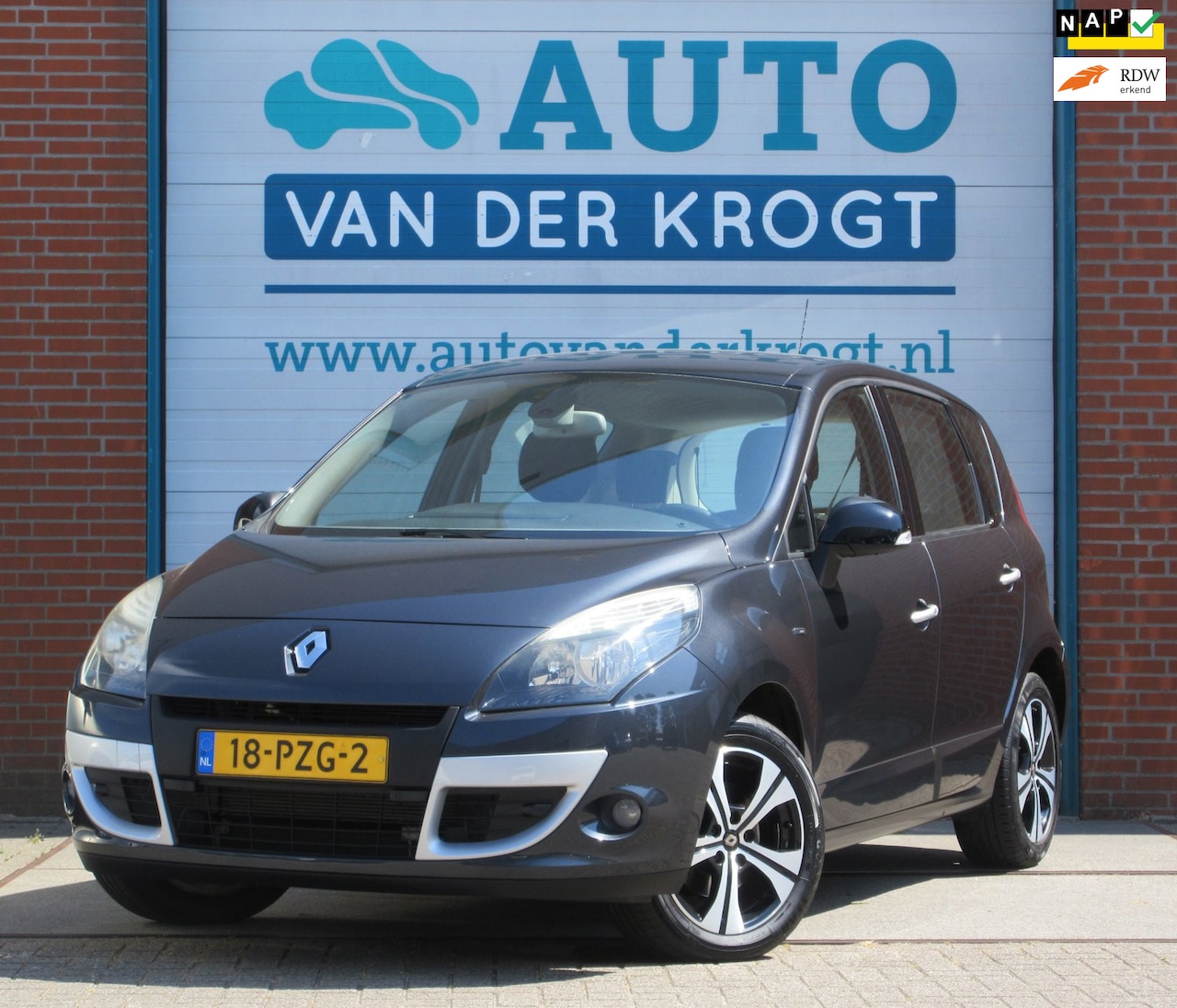 Renault Scénic - 2.0 Dynamique 2.0 Dynamique, Automaat, Lage km, APK 7-27 - AutoWereld.nl