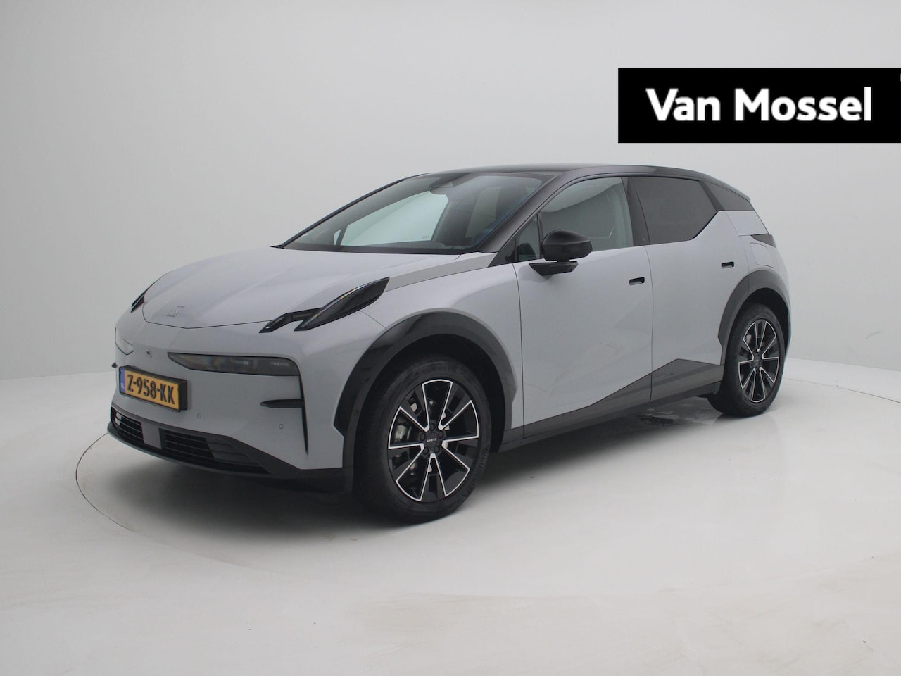 ZEEKR X - RWD Long Range 69 kWh | Apple Carplay/Android Auto | Panoramadak | Camera | Lichtmetalen V - AutoWereld.nl