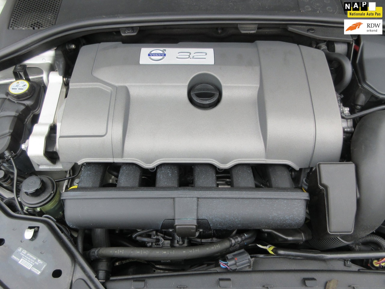 Volvo S80 - 3.2 Summum 3.2 Summum, Uniek!, 1e eig, 63.644 km !! 100% Onderhouden - AutoWereld.nl
