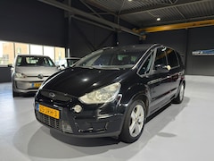 Ford S-Max - 2.0 Titanium Dealeronderhouden | PDC |Trekhaak|BT