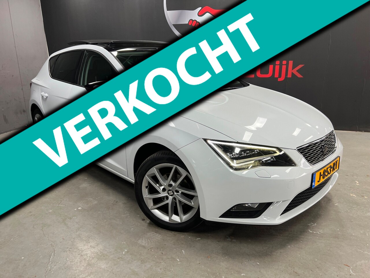SEAT Leon - 1.2 TSI|Pano|Stoelver.|CarPlay|Trekhaak|LED|Automaat - AutoWereld.nl