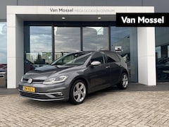 Volkswagen Golf - 1.6 TDI Highline | CAMERA | STOELVERWARMING | PARKEERSENSOREN V+A | DODEHOEK DETECTIE | DI