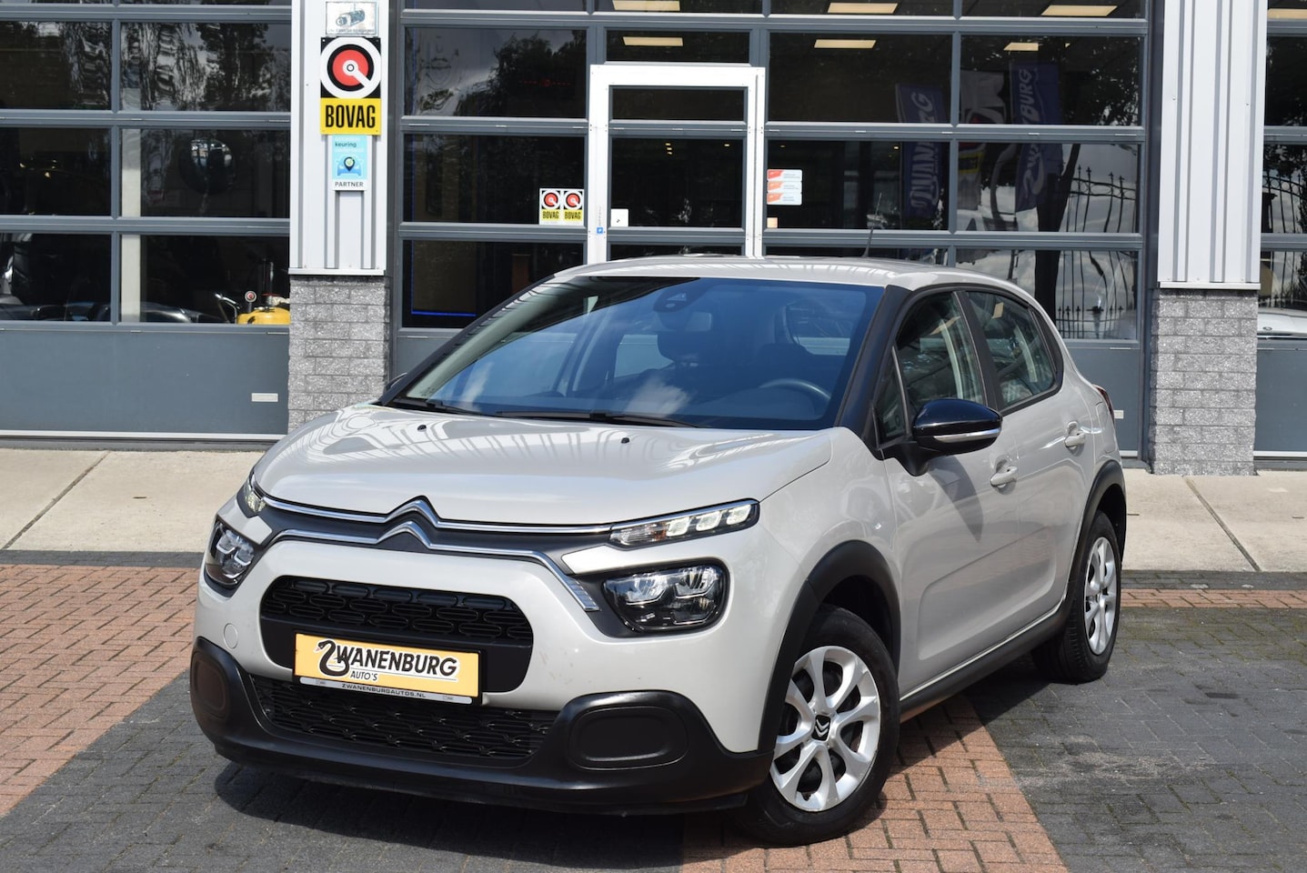 Citroën C3 - 1.2 PureTech Live Airco Km 105.000!! - AutoWereld.nl