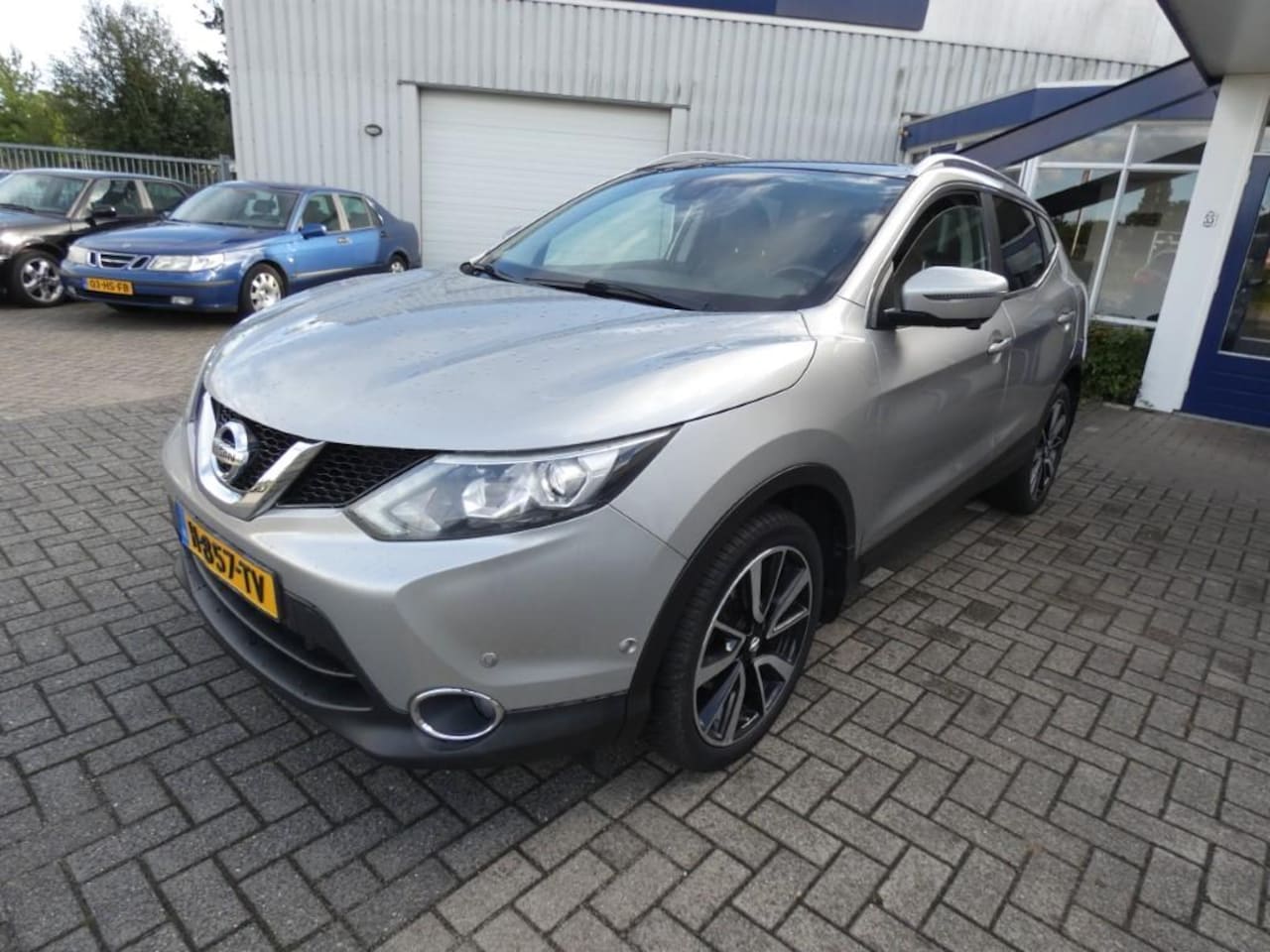Nissan Qashqai - 1.6 Tekna 1 Jaar BOVAG garantie - AutoWereld.nl