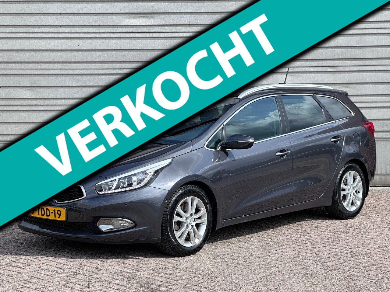 Kia Cee'd Sportswagon - 1.6 GDI Super Pack 135pk|PDC|Trekhaak|Volledig onderhouden! - AutoWereld.nl