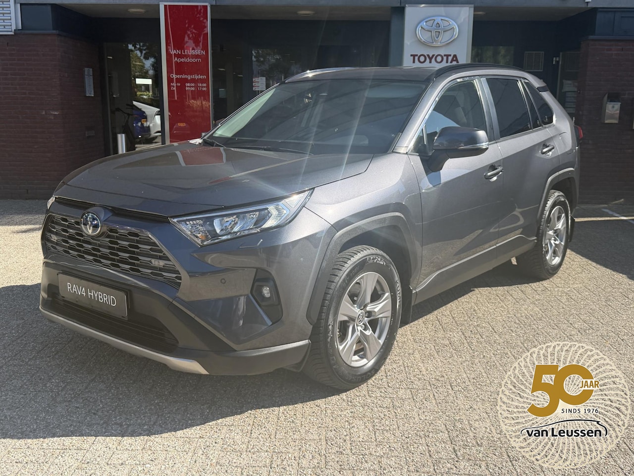 Toyota RAV4 - 2.5 Hybrid Business AWD 4S-BANDEN EL-SPIEGEL STOELVERW APPLE/ANDOID CLIMA AD-CRUISE - AutoWereld.nl