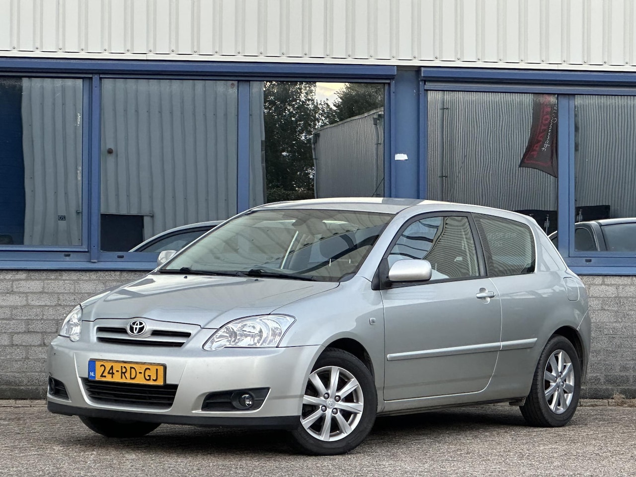 Toyota Corolla - 1.6 VVT-i Linea Sol l LPG l Airco l Cruise l - AutoWereld.nl