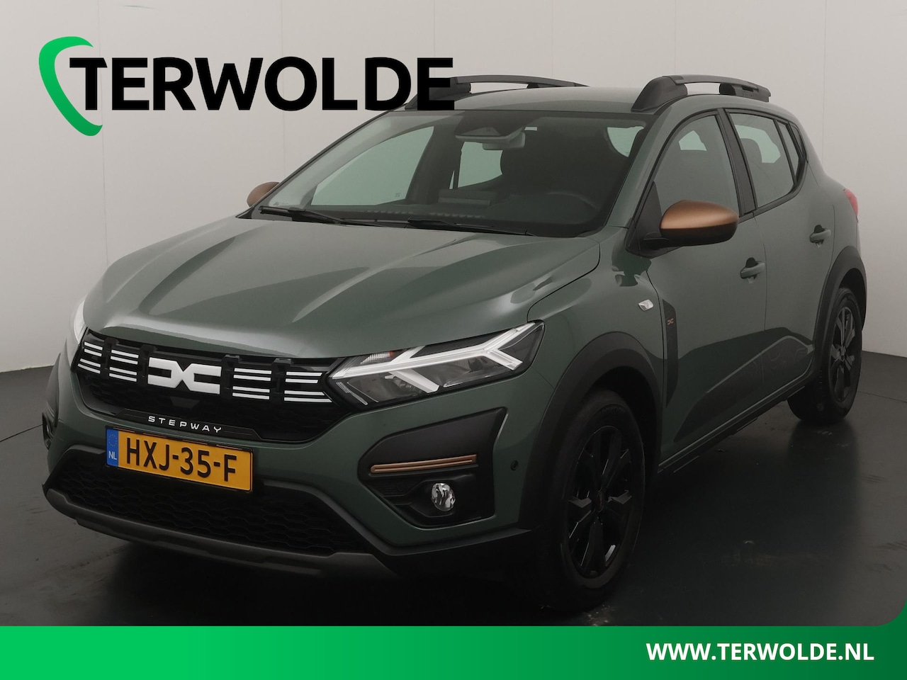 Dacia Sandero Stepway - TCe 110 Extreme | Navigatie | Parkeercamera | - AutoWereld.nl