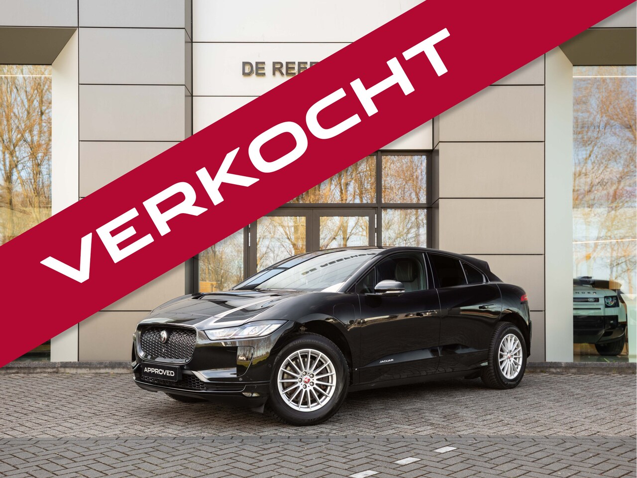 Jaguar I-PACE - EV400 S 90 kWh | Panoramadak | 3-fase laden | Black Pack | 3D surround camera - AutoWereld.nl