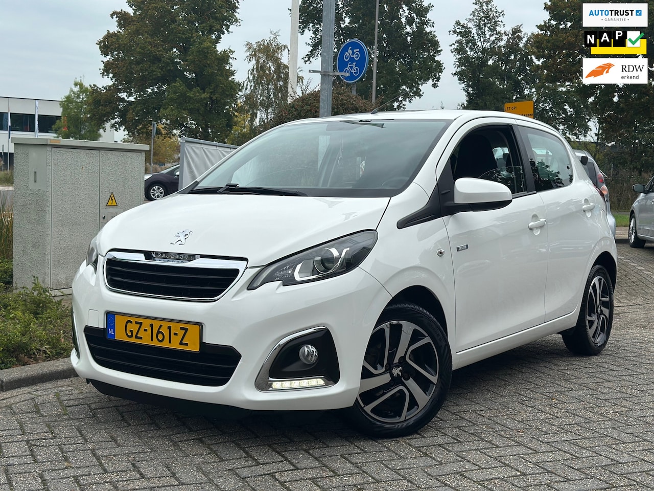 Peugeot 108 - 1.0 e-VTi Envy Airco, 5drs, Led, NL auto - AutoWereld.nl
