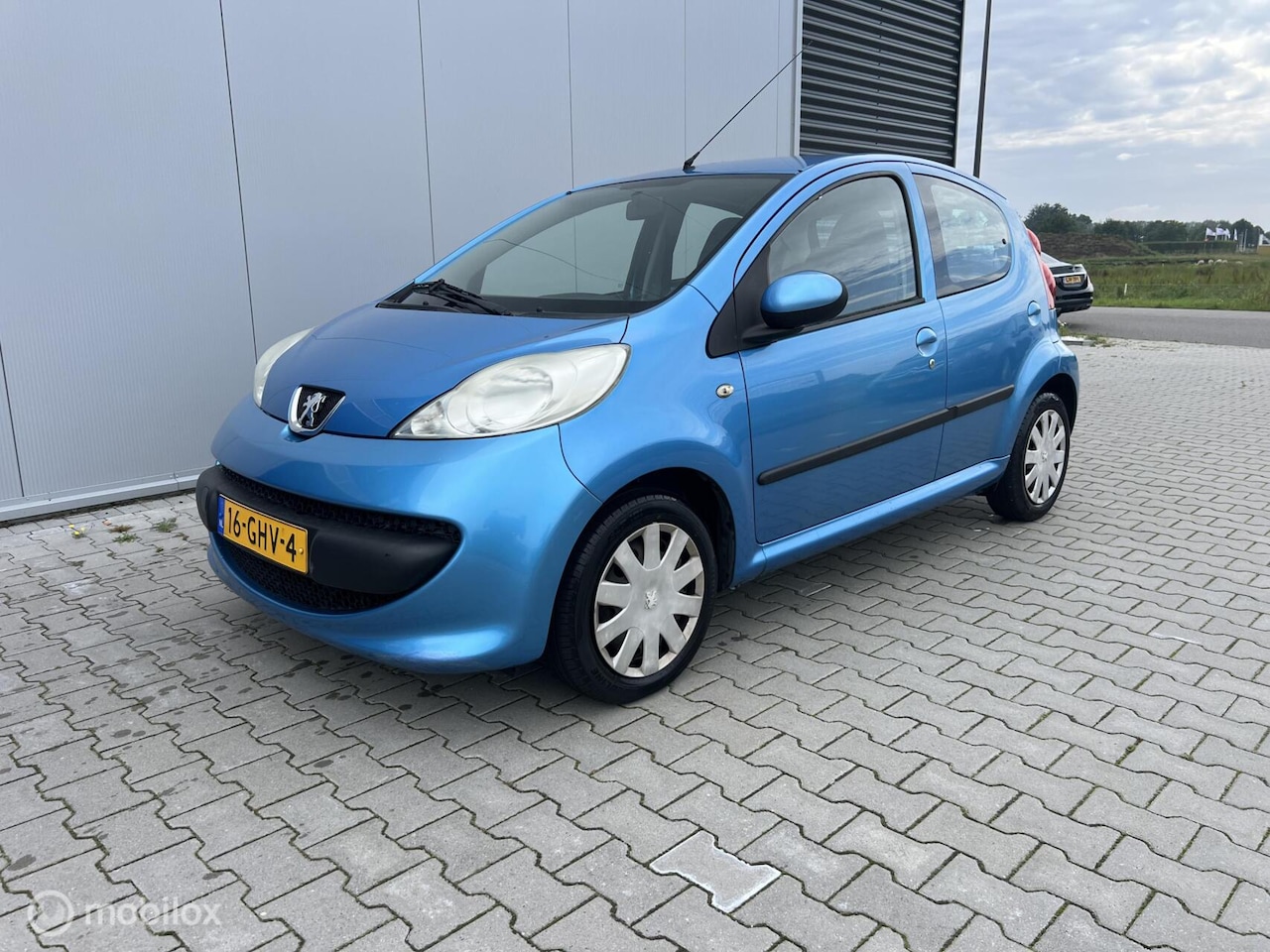 Peugeot 107 - 1.0-12V XS 1.0-12V XS - AutoWereld.nl