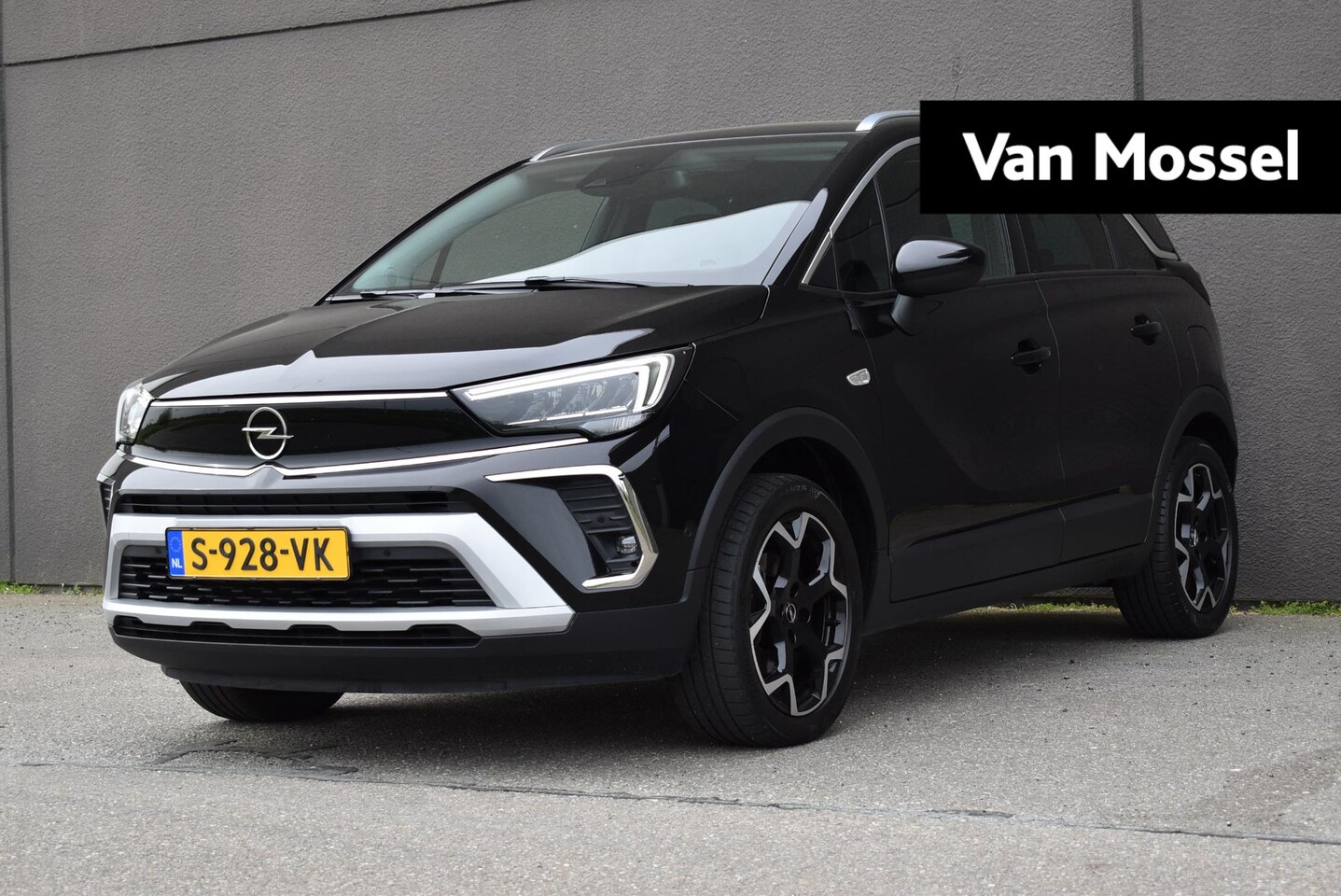 Opel Crossland - 1.2 Turbo Elegance | Automaat | Alcantara | 17" Lichtmetalen velgen | Keyless Entry & Star - AutoWereld.nl