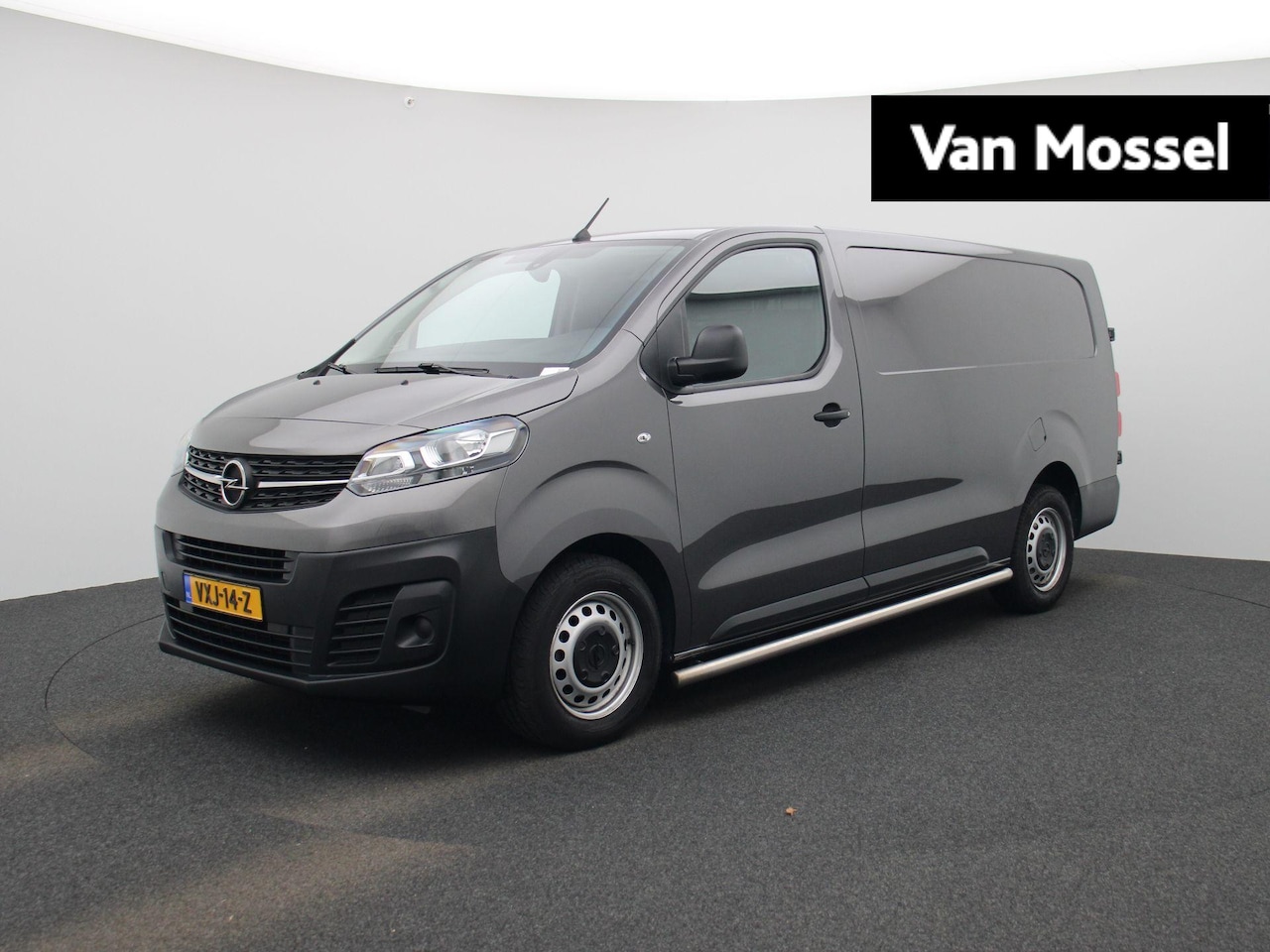 Opel Vivaro - 2.0 BlueHDi 145 S&S L3 | Airconditioning | Parkeersensoren | Trekhaak | Zijschuifdeur | - AutoWereld.nl