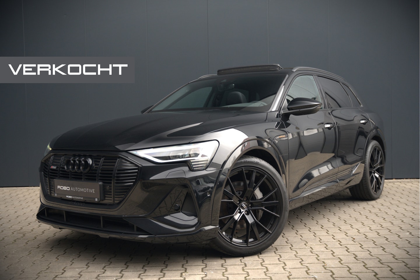 Audi e-tron - e-tron 50 quattro Launch edition Black 71 kWh | Black Edition | Panoramadak | Memory Seat - AutoWereld.nl
