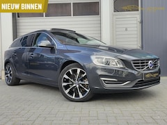 Volvo V60 - 2.4 D6 Twin Engine R-Design 286PK/Harman/Pano/Trekhaak/Cruise/Leder/Memory/