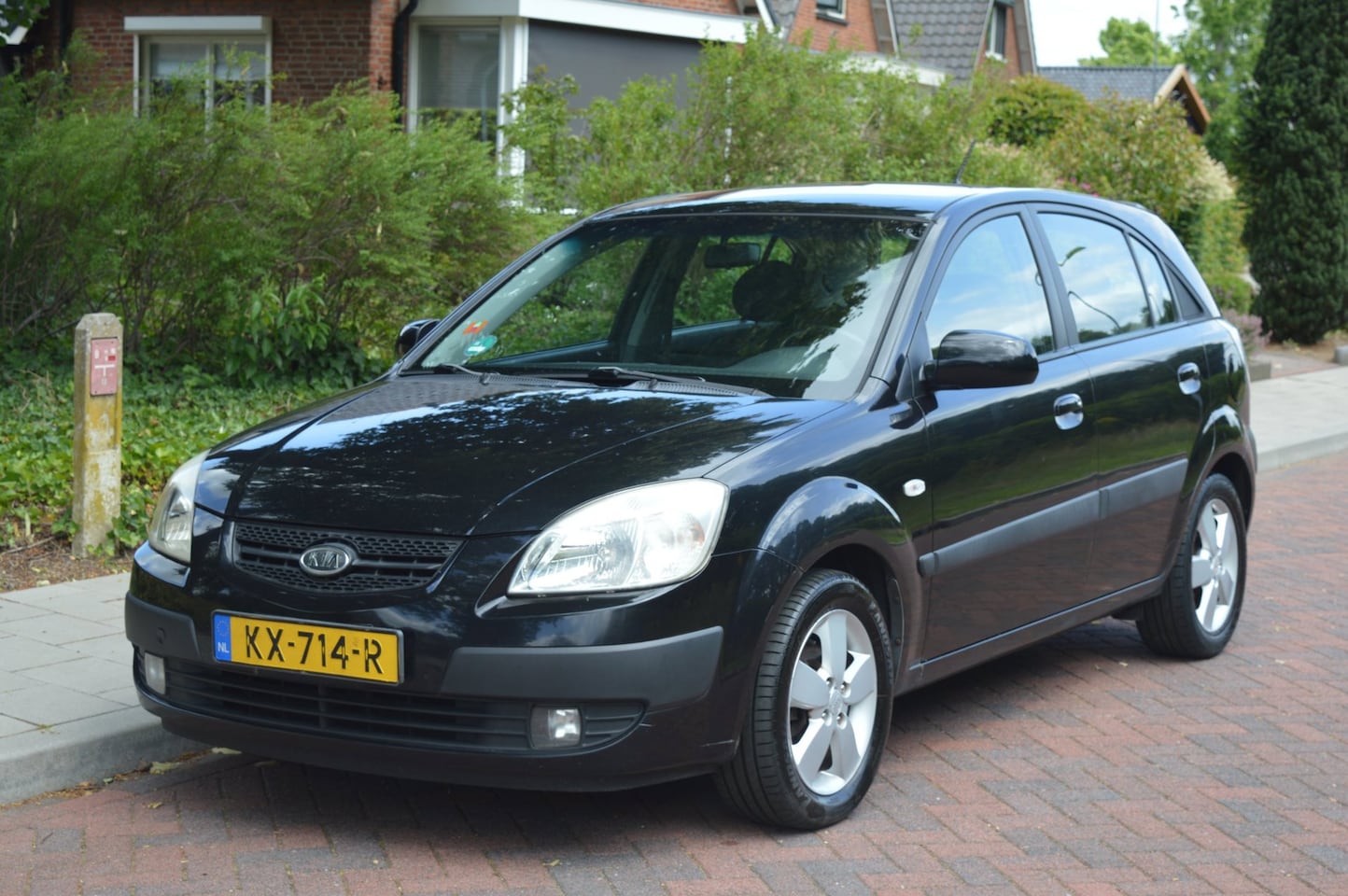 Kia Rio - 1.4 L Goed onderhouden/nw airco - AutoWereld.nl