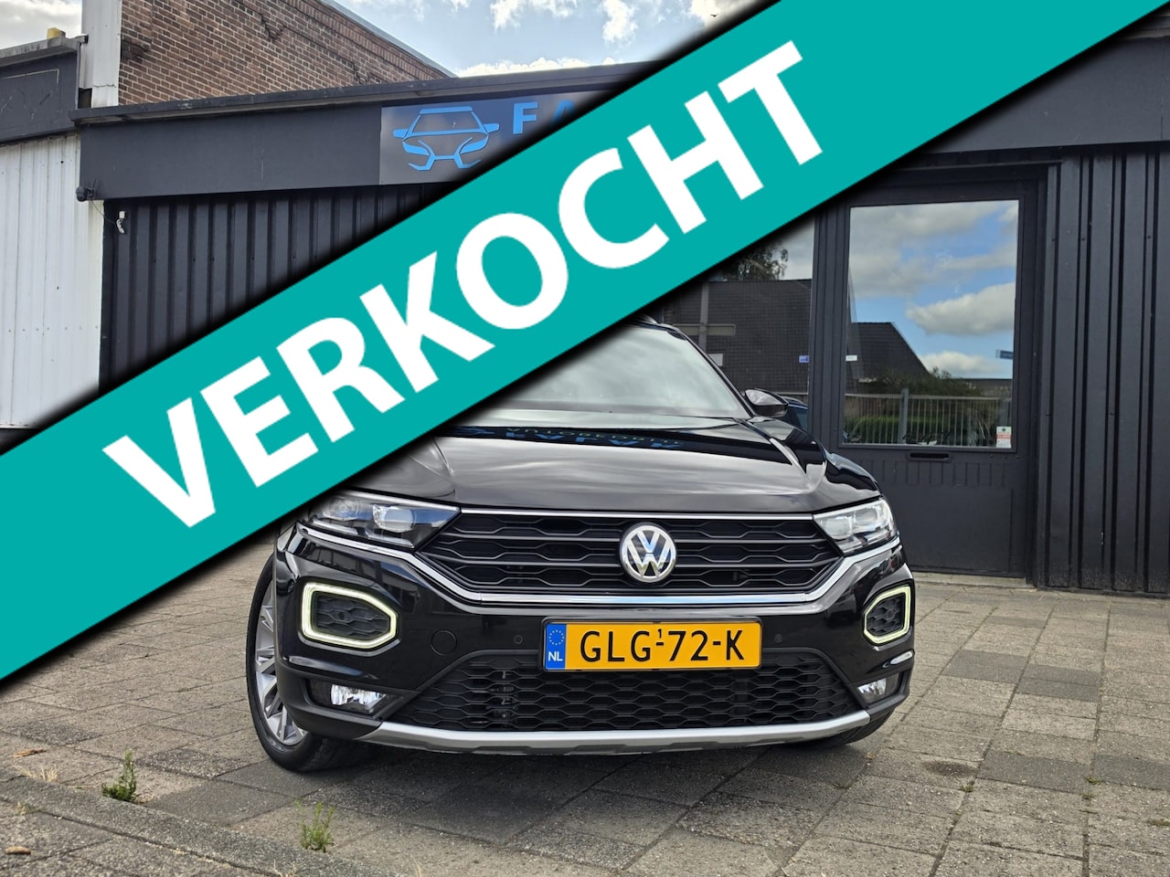 Volkswagen T-Roc - 1.5 TSI Sport Business R 1.5 TSI Sport Business R - AutoWereld.nl