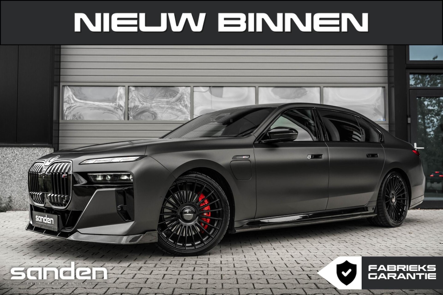 BMW 7-serie - M760e xDrive MSport Pro|Theatre|B&W|Sky Lounge - AutoWereld.nl