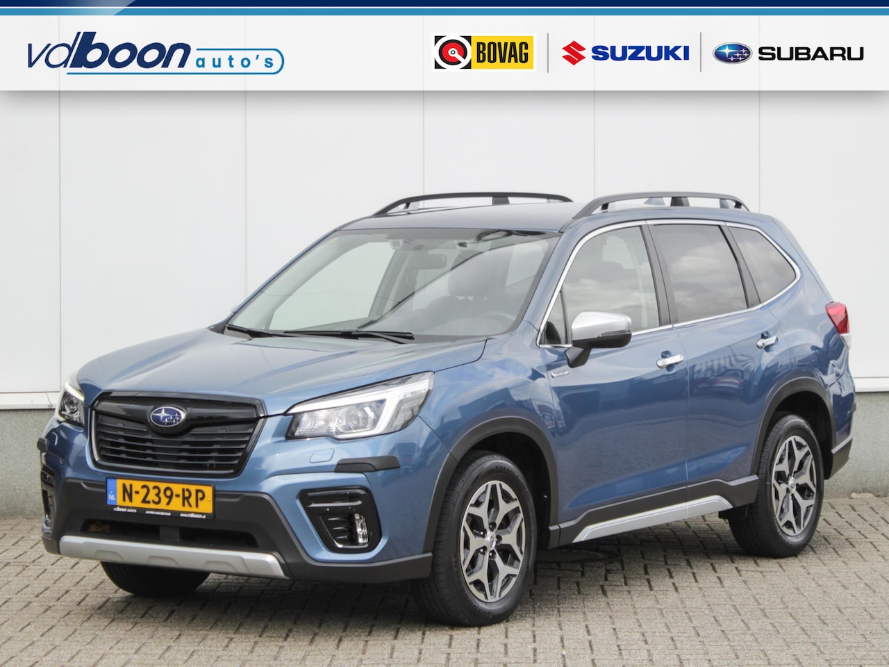 Subaru Forester - 2.0i e-BOXER Luxury | Navi | Camera | Trekhaak - AutoWereld.nl