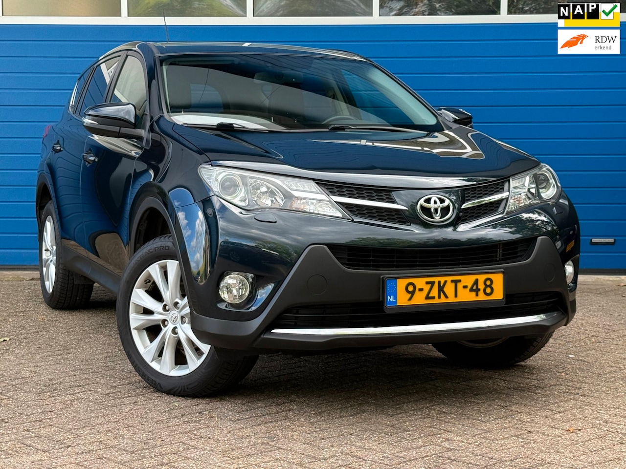 Toyota RAV4 - 2.0 Executive Business 4WD Automaat|Leder|Navi - AutoWereld.nl