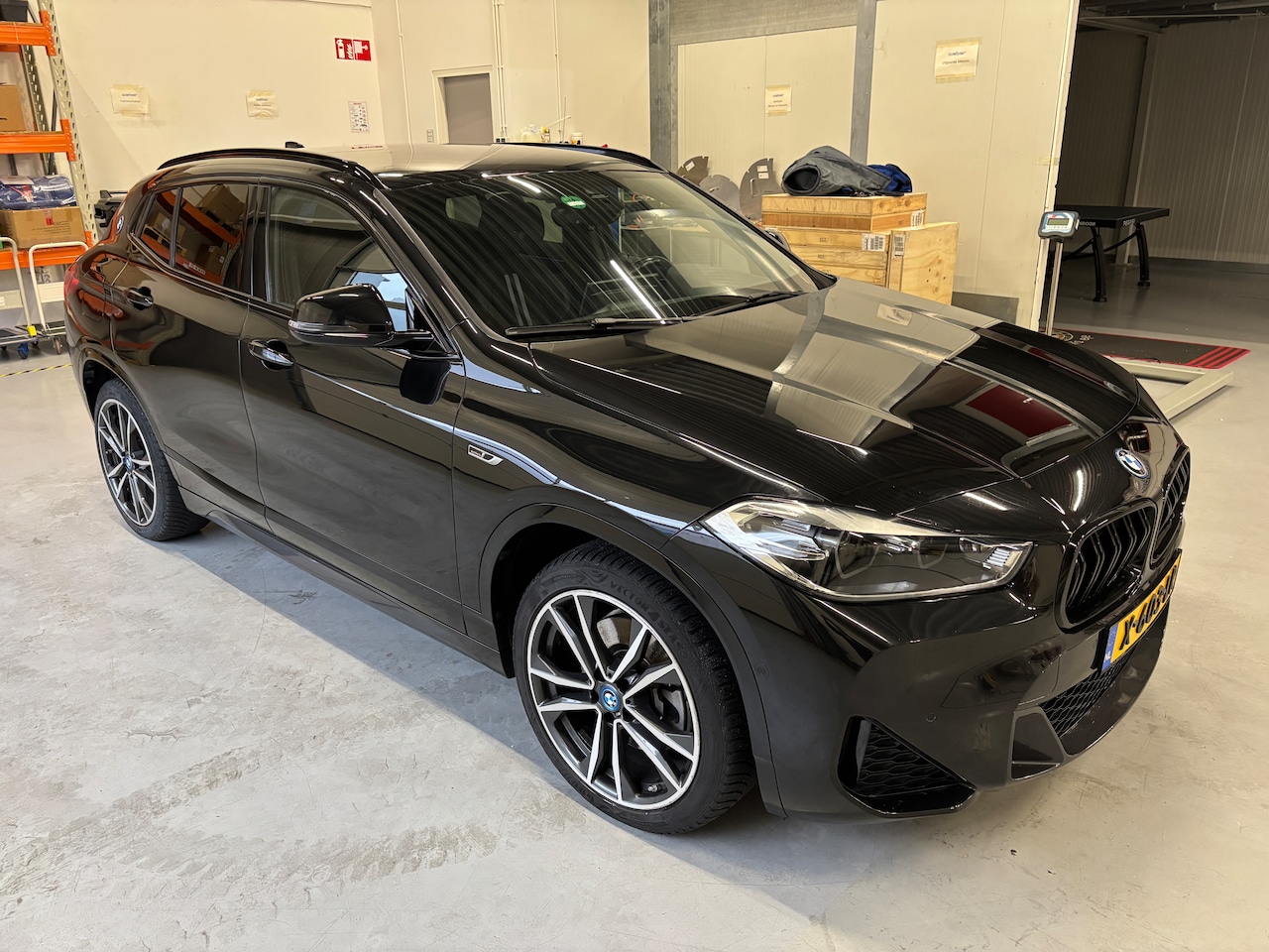 BMW X2 - xDrive25e High Executive m sport - AutoWereld.nl