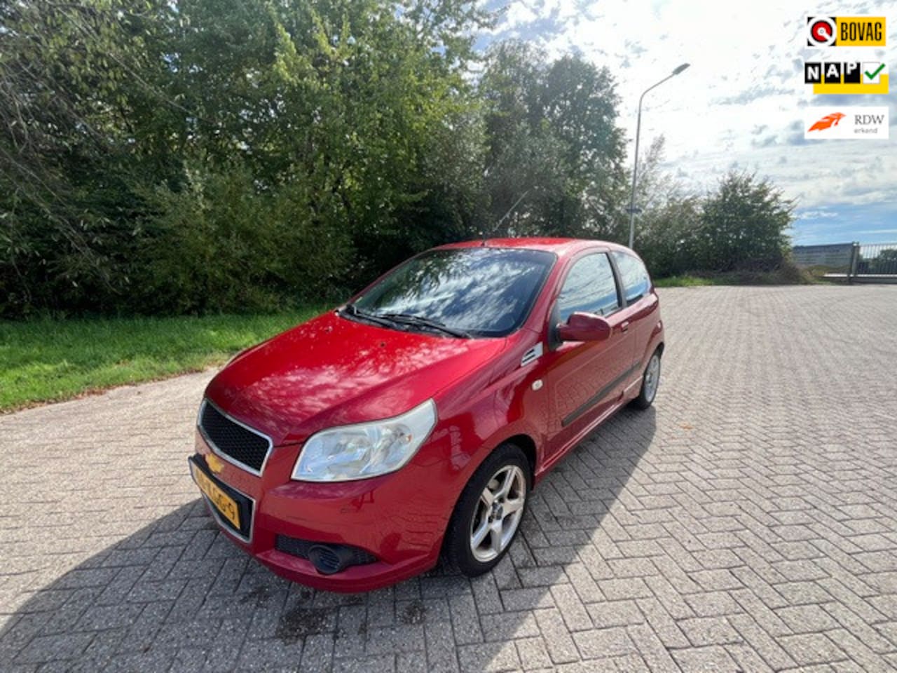 Chevrolet Aveo - 1.2 16V LS B-clever Airco Lage km - AutoWereld.nl