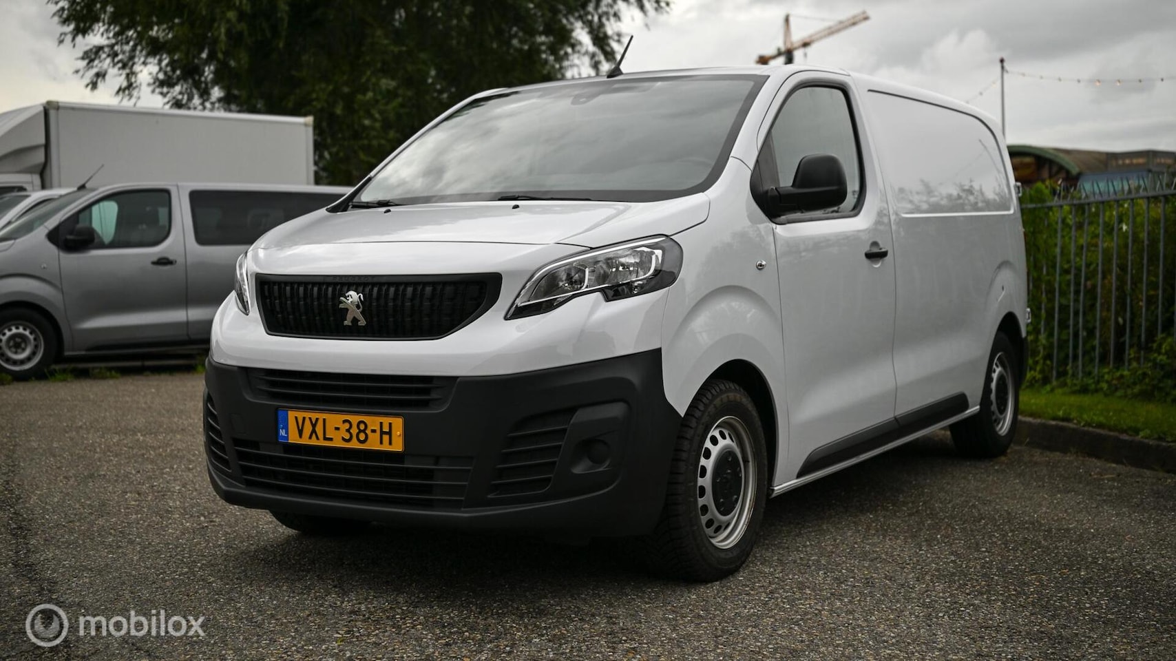 Peugeot Expert - Bestel 1.5 BlueHDI 120 PK S&S L2. - AutoWereld.nl