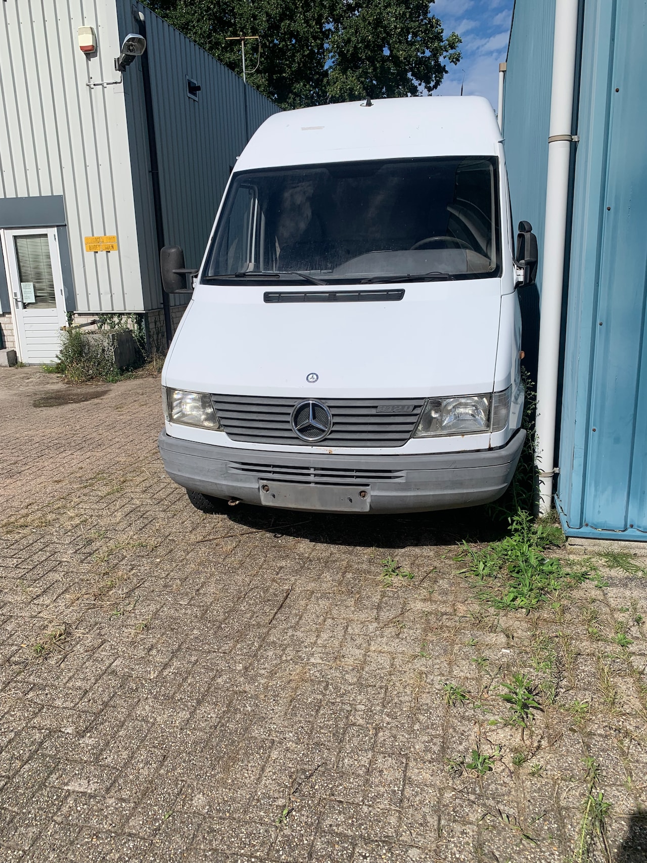 Mercedes-Benz Sprinter - 212 D Mercedes Sprinter 212d Midium - AutoWereld.nl