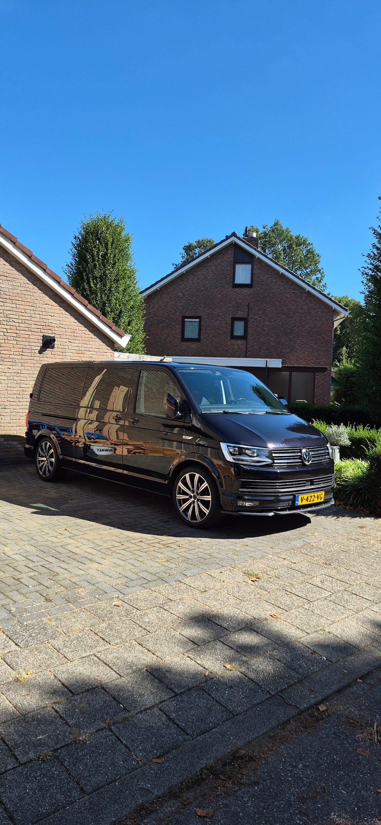 Volkswagen Transporter - 2.0 TDI L2H1 DC Highline - AutoWereld.nl