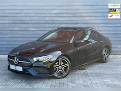 Mercedes-Benz CLA-Klasse - 180 AMG LINE PANO NAP CAMERA KEYLESS AUTOMAAT SFEER BTW