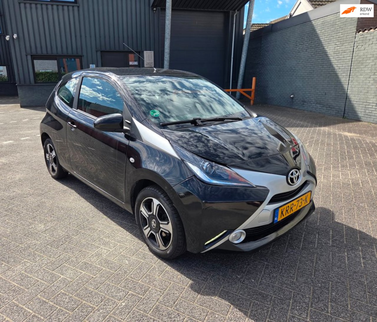 Toyota Aygo - 1.0 VVT-i x-play Clima Cruise Carplay Camera - AutoWereld.nl