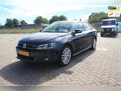 Volkswagen Jetta - 1.4 TSI Hybrid Highline/ DSG/NAVI/PARKEERSENOREN