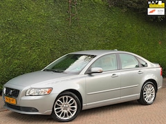 Volvo S40 - 1.8 Edition II AIRCO/NIEUWSTAAT/XENON/NAVI/PDC/APK