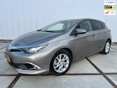 Toyota Auris - 1.8 Hybrid Executive Clima | bluetooth | stoelverwarming | navi | isofix | Lm velgen | pri