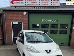 Peugeot 107 - 1.0-12V Accent