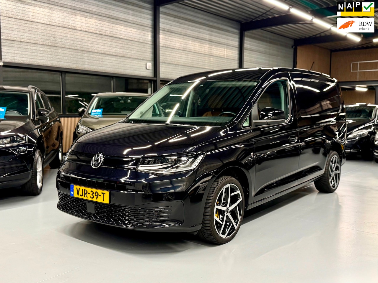 Volkswagen Caddy Cargo Maxi - 2.0 TDI 1st Edition DSG l Leder l Led l Camera - AutoWereld.nl