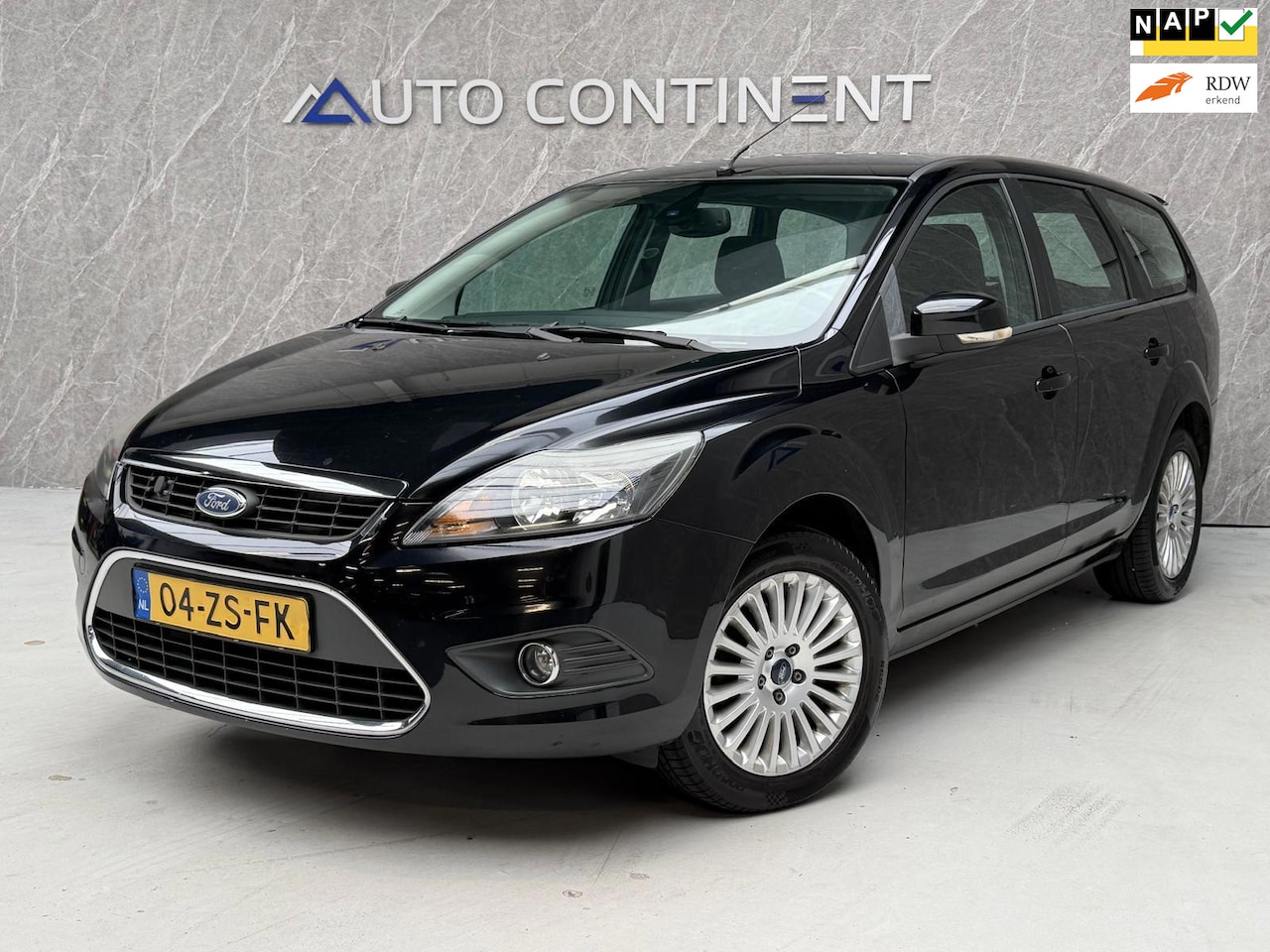 Ford Focus Wagon - 1.8 Titanium / NAP / APK / Onderhouden - AutoWereld.nl